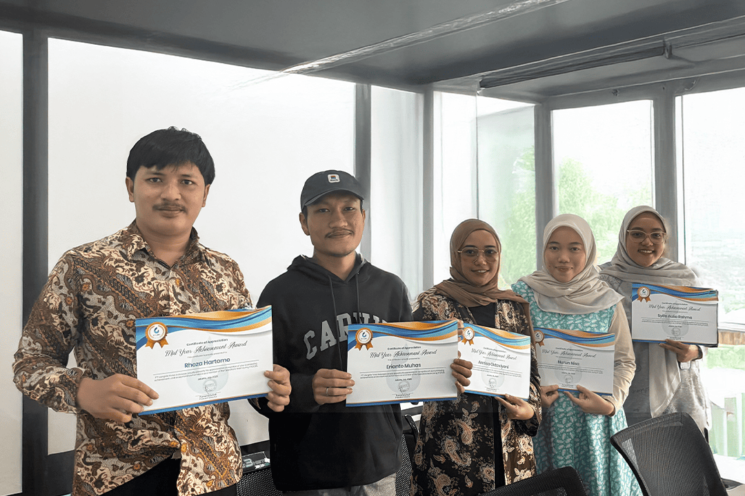 Komitmen & Kinerja Terbaik: Penghargaan untuk Tim Operations