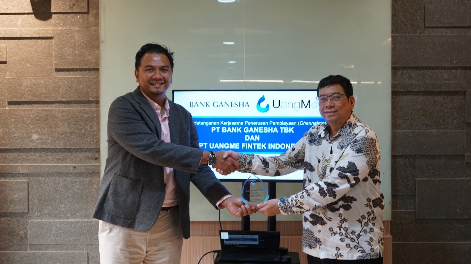 UangMe Bank Ganesha 2